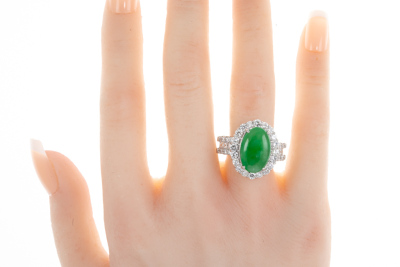 5.42ct Jade and Diamond Ring - 7