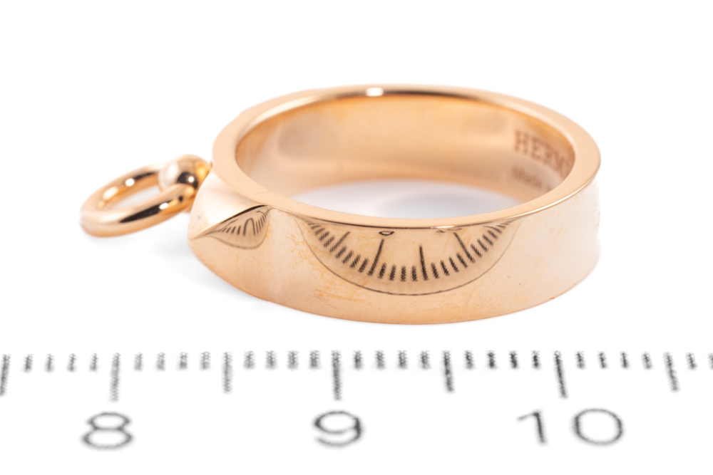 Sold at Auction: Louis Vuitton, Louis Vuitton Rose Gold Nanogram Ring