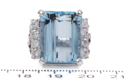 18.74ct Aquamarine and Diamond Ring - 2