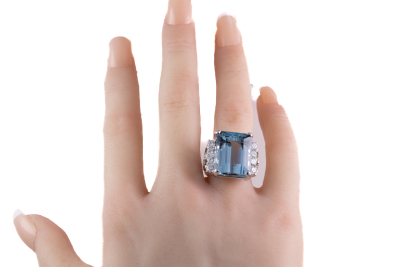 18.74ct Aquamarine and Diamond Ring - 6