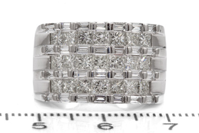 3.00ct Diamond Dress Ring 17.3g - 5