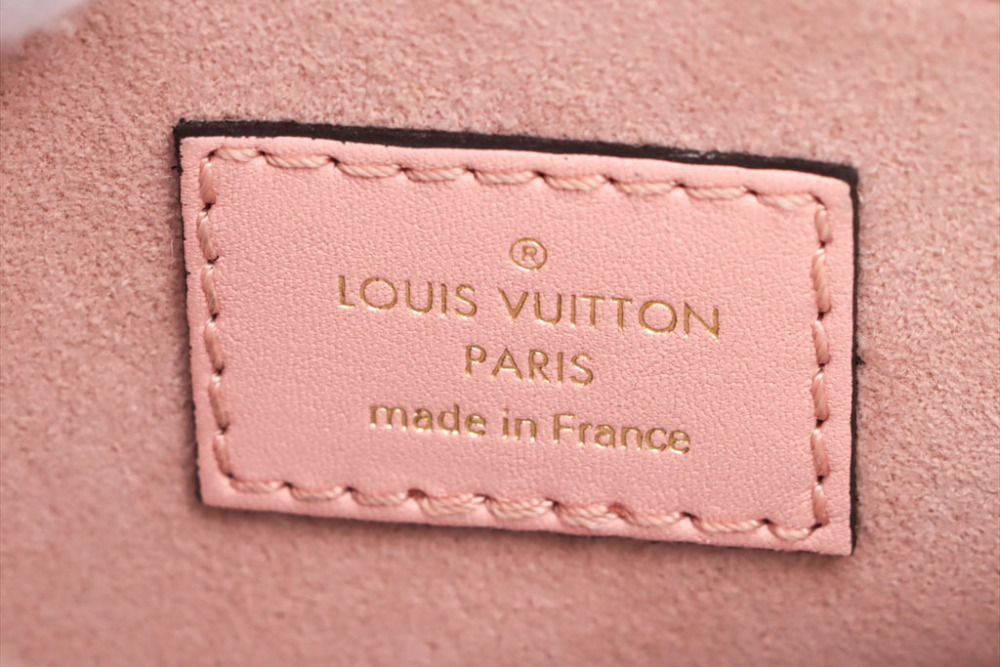 Sold at Auction: Louis Vuitton, Louis Vuitton Monogram French