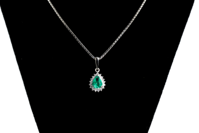 0.91ct Emerald and Diamond Pendant - 3