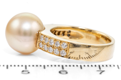 11.8mm Pearl and Diamond Ring - 3