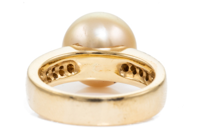11.8mm Pearl and Diamond Ring - 4
