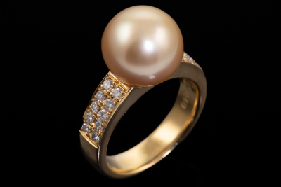 11.8mm Pearl and Diamond Ring - 5