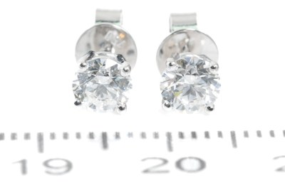 0.82ct Diamond Studs GIA D VVS2 - 6