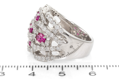 0.96ct Ruby and Diamond Ring - 3