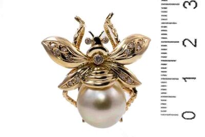 Pearl and Diamond Bee Design Brooch - 3