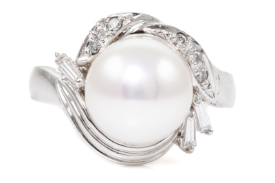 9.2mm Pearl and Diamond Ring