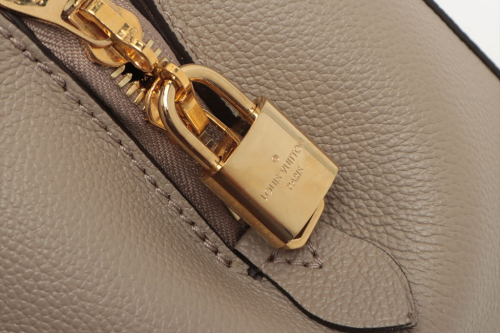 Update: Louis Vuitton 6 Key Case Empreinte Leather Wear and Tear! How Does  It Hold Up?! 