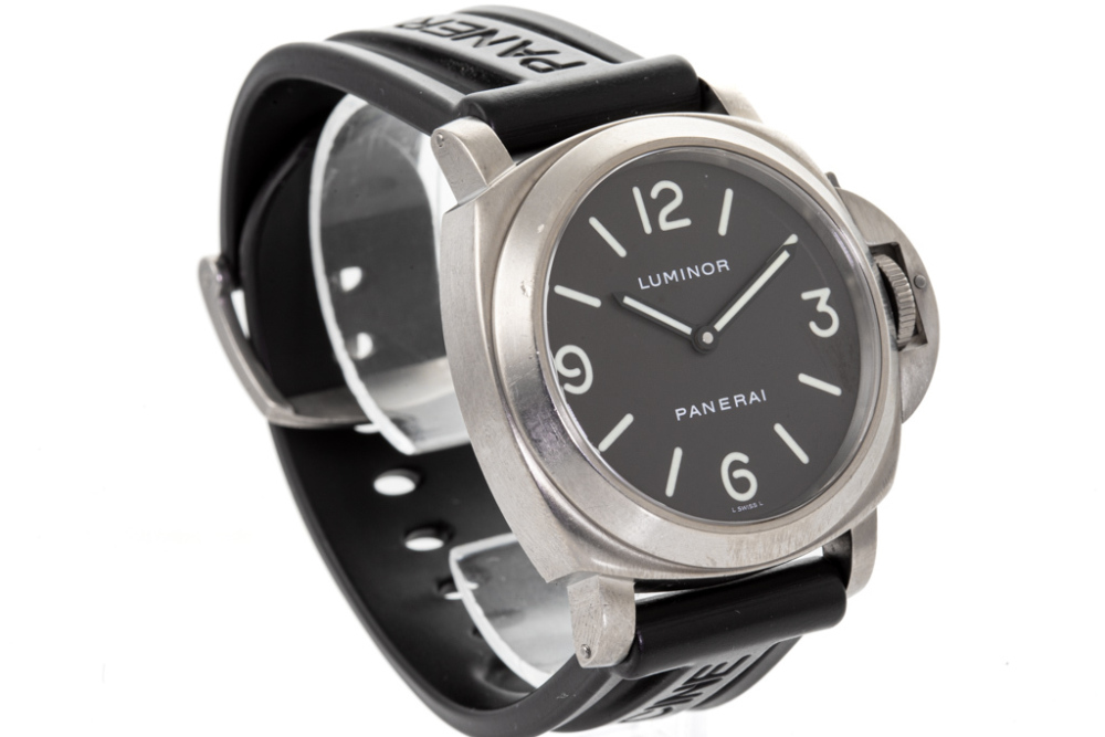 Panerai Luminor Base Mens Watch