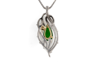 1.02ct Jade & Diamond Pendant - 6