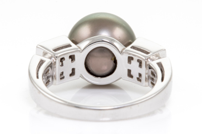 Bvlgari Pearl and Diamond Ring - 5