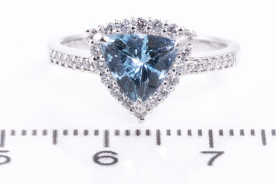 1.08ct Aquamarine and Diamond Ring - 2