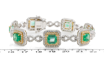 8.47ct Emerald and Diamond Bracelet - 2