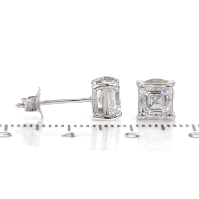 2.02ct Diamond Studs GIA E VVS2, F VVS1 - 4