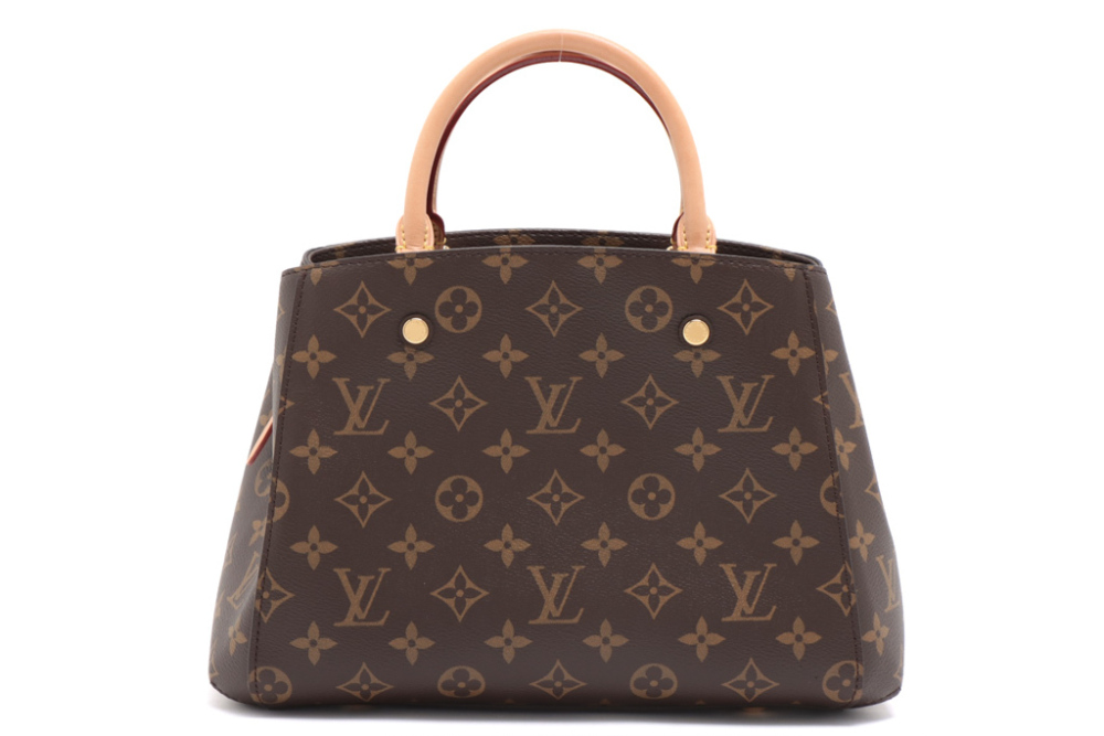 Louis Vuitton Montaigne BB Bag in 2023