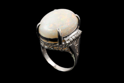 12.32ct Opal and Diamond ring - 5
