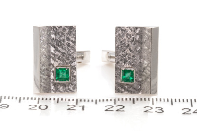 0.47ct Emerald Cufflinks - 2