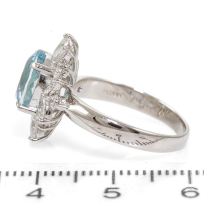 1.97ct Aquamarine and Diamond Ring - 3