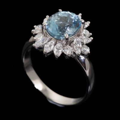1.97ct Aquamarine and Diamond Ring - 5