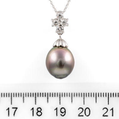 11.6mm Tahitian Pearl & Diamond Pendant - 2