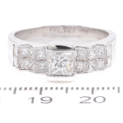 1.82ct Diamond Dress Ring - 2