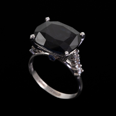 10.22ct Spinel, Sapphire & Diamond Ring - 7