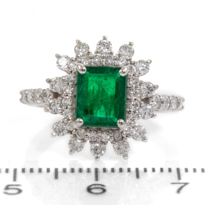 1.13ct Emerald and Diamond Ring - 2