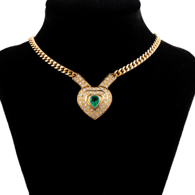 0.61ct Emerald and Diamond Necklace - 6