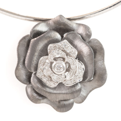 Diamond Flower Pendant/Brooch - 7