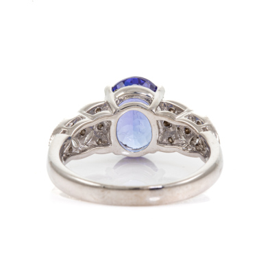 2.62ct Tanzanite and Diamond Ring - 4