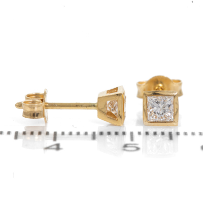 0.50ct Diamond Stud Earrings - 3