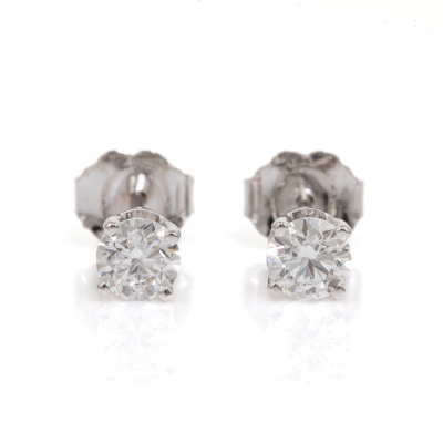 0.60ct Diamond Studs D VS1