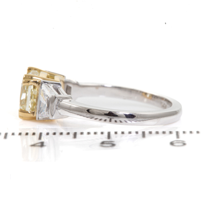 2.01ct Fancy Yellow Diamond Ring GIA P1 - 3