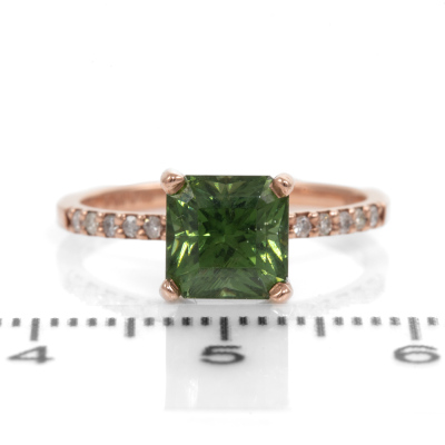 2.60ct Green Tourmaline and Diamond Ring - 2