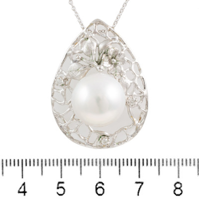 13.3mm South Sea Pearl & Diamond Pendant - 2