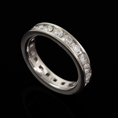 2.01ct Diamond Eternity Ring - 5