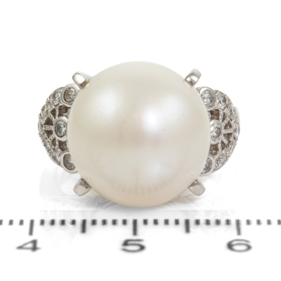14.1mm South Sea Pearl & Diamond Ring - 2