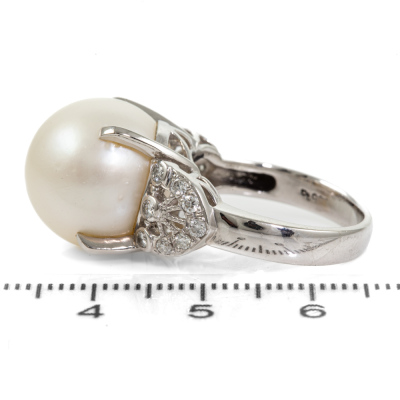 14.1mm South Sea Pearl & Diamond Ring - 3