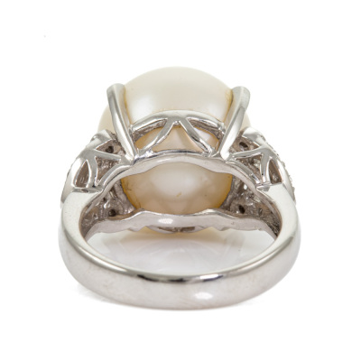 14.1mm South Sea Pearl & Diamond Ring - 4