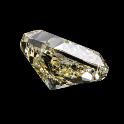 5.20ct Loose Fancy Light Yellow Diamond - 5