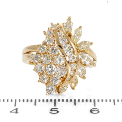 1.65ct Diamond Dress Ring - 2