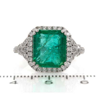 5.17ct Zambian Emerald and Diamond Ring - 3