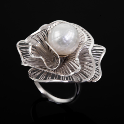 10.5mm Faceted Pearl Ring - 5