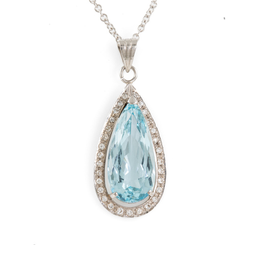 7.46ct Aquamarine & Diamond Pendant