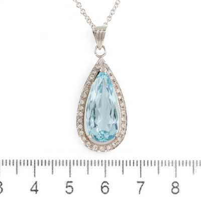 7.46ct Aquamarine & Diamond Pendant - 2
