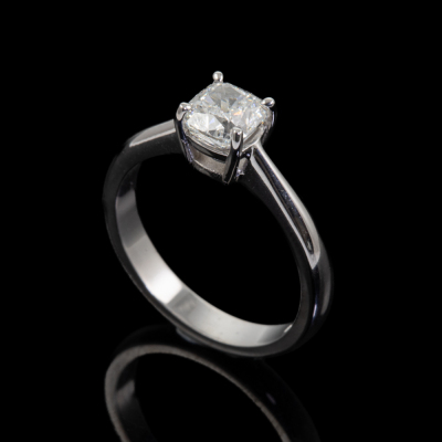 1.01ct Diamond Solitaire Ring GIA E SI1 - 5