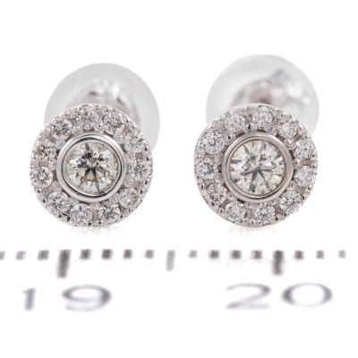 0.22ct Diamond Earrings - 2